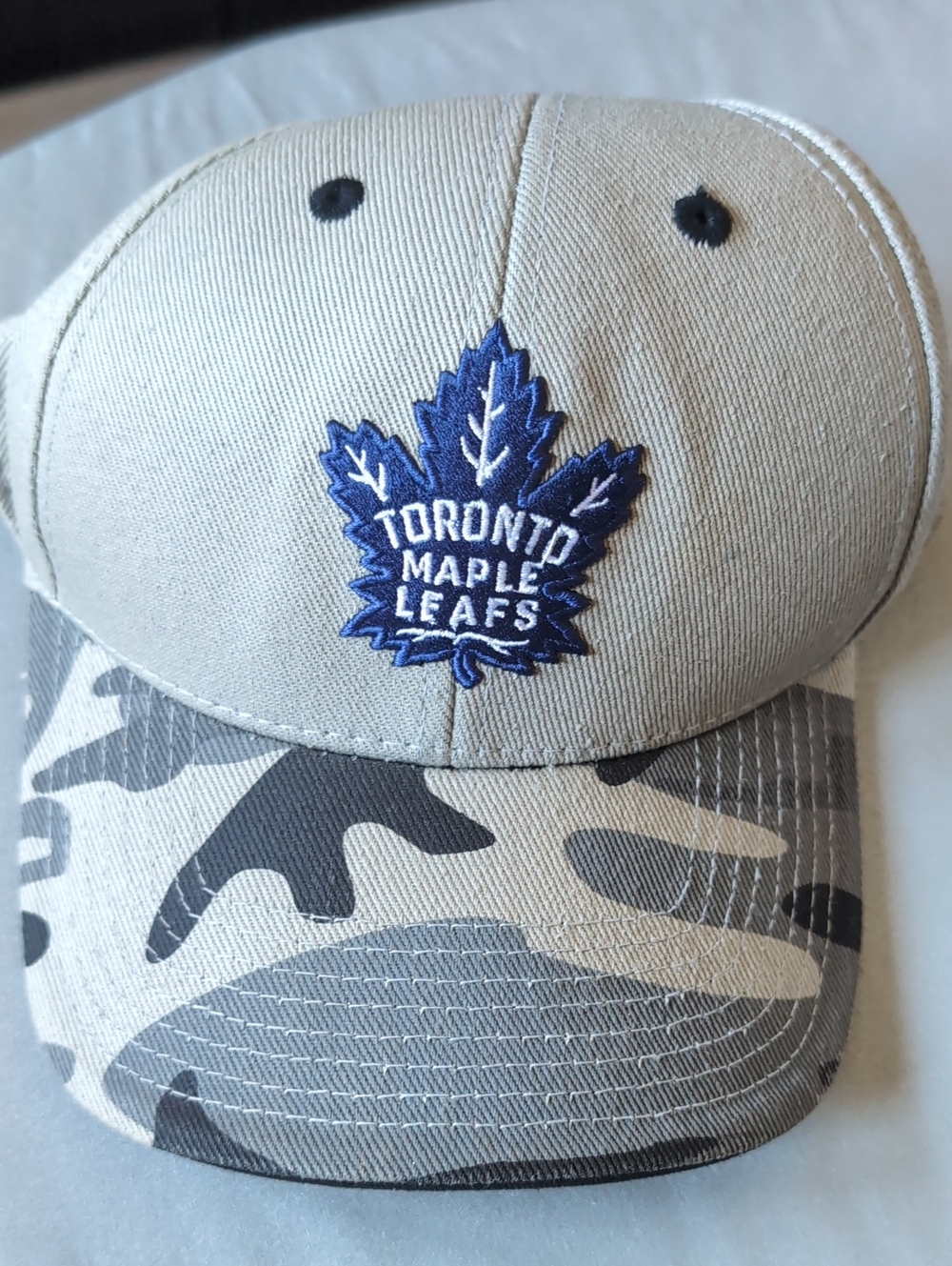 NHL Black Structured Baseball Cap with Official Hologram Sticker